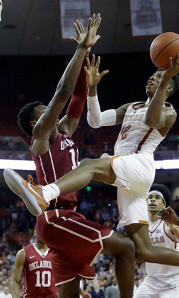Jones hits 3 with 1.8 left, Texas beats Oklahoma 84-83 (Jan 23, 2017)